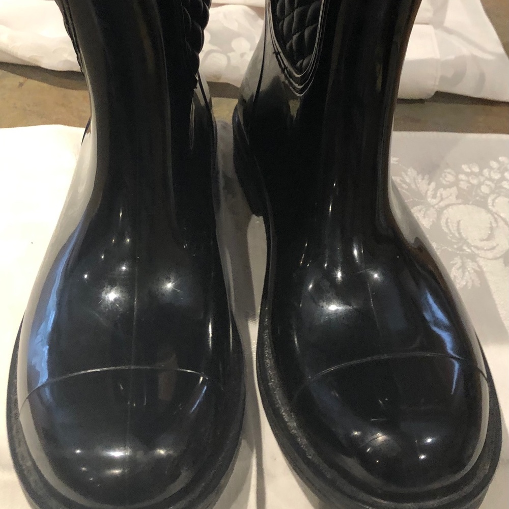 Steve Madden rain boots Sz8